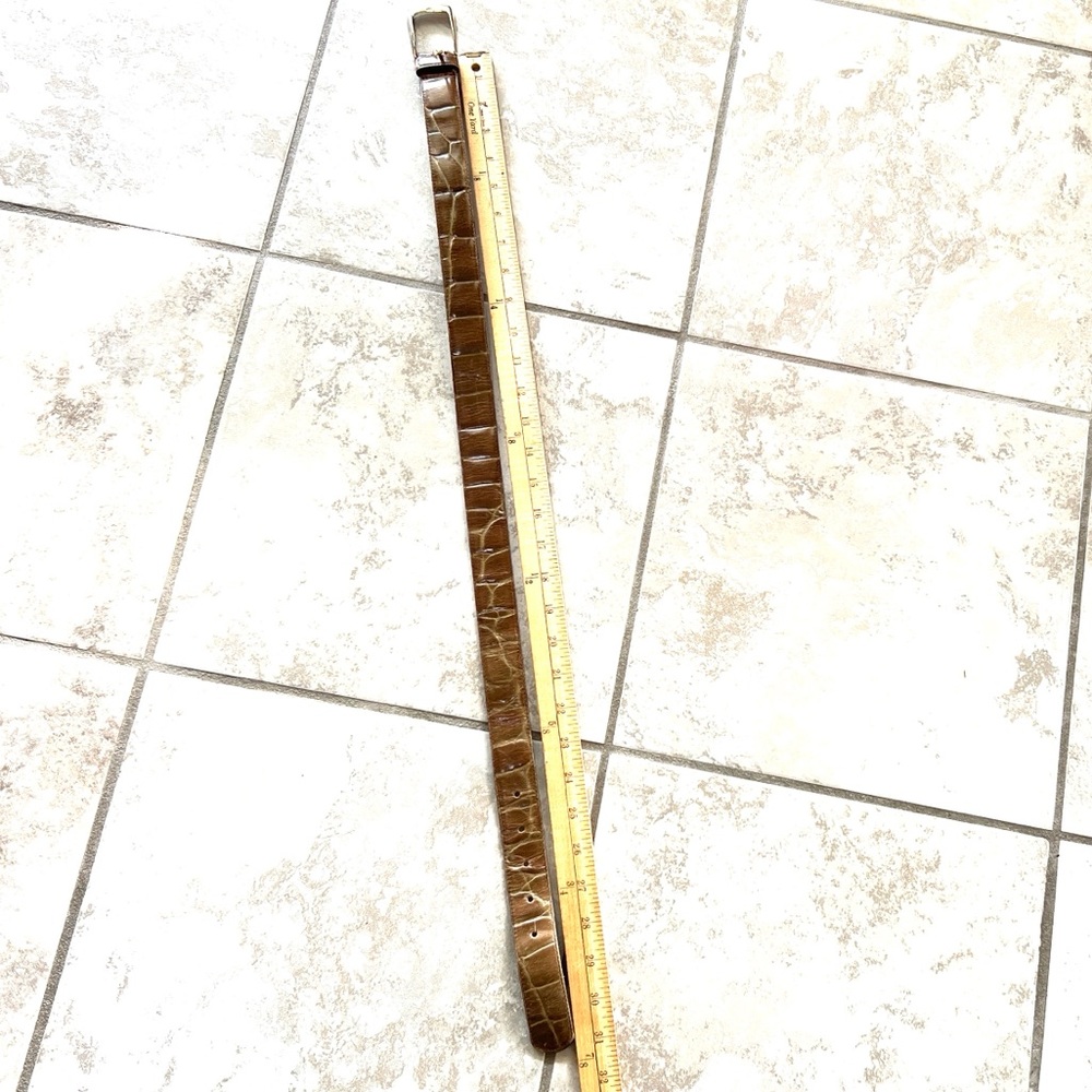 Croc🐊Embossed MaxMara Leather Belt Made in Italy Size Small Excellent Condition - Picture 4 of 4